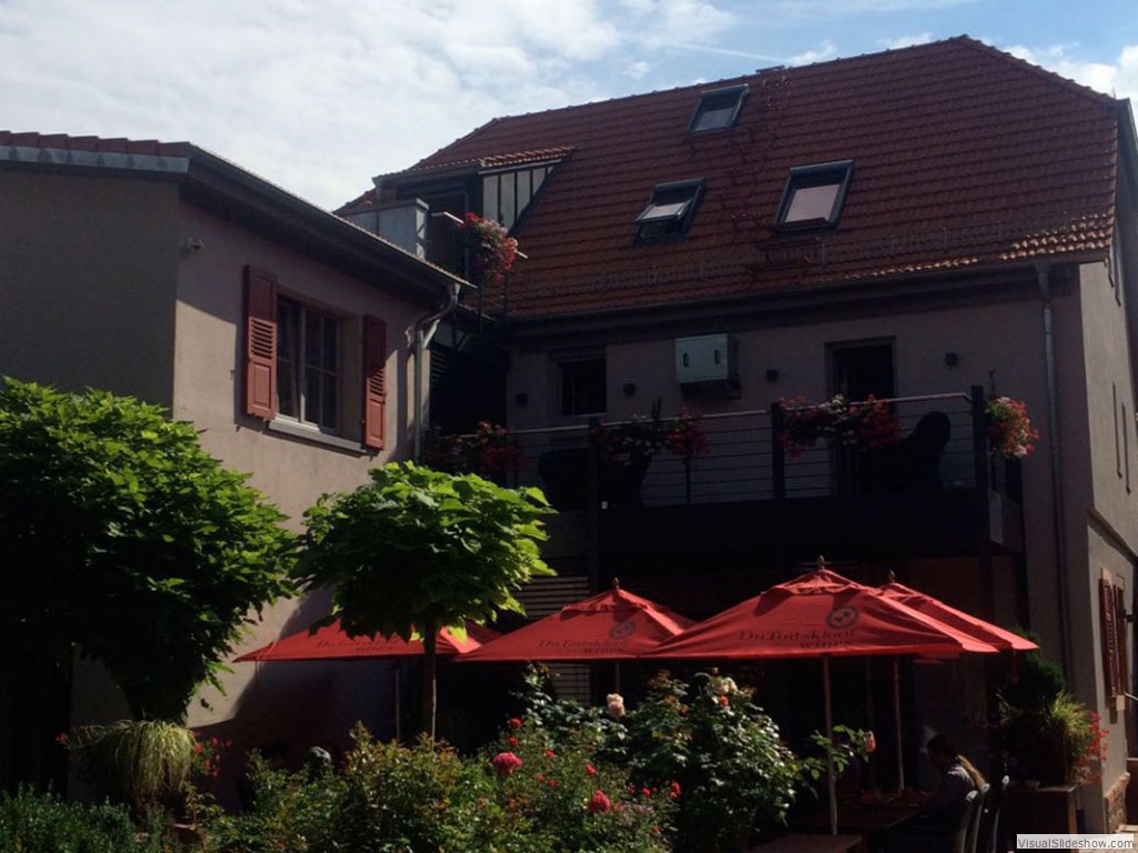 Gaubenverkleidung: Stehfalzoptik Antrazink