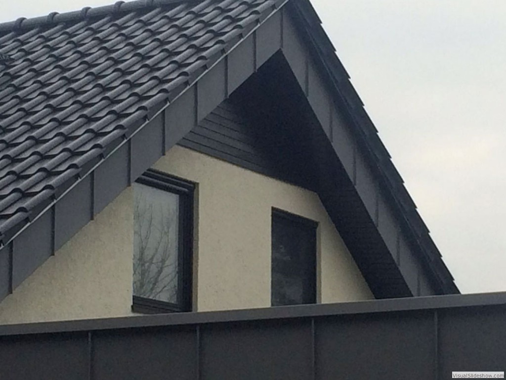 Ortgangverkleidung: VM Zink vorbewittert